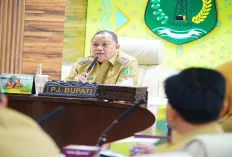 Gelar Rapat Staf, Pj Bupati Muba Sandi Fahlepi Harapkan Semua Program Strategis Berjalan dengan Lancar 