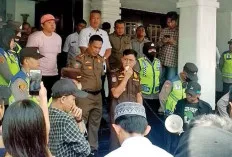 Desak Pemkot Palembang Tertibkan Bangunan Liar 