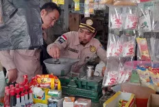 Cegah Kerugian Konsumen, Dinasperindag OKI Lakukan Tera Ulang Timbangan Pedagang 