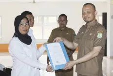  Dinsos Muba Serahkan SK PPPK Paruh Waktu Tahun 2025