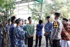 Sambangi Ponpes, Kapolres Ogan Ilir Ajak Jaga Kesejukan Situasi Politik 