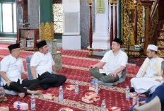 Gubernur  Hadiri Kajian Akbar 