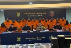 Polda Metro Jaya Bongkar Markas Judi Online Dikelola Satu Keluarga di Bogor