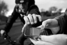Aduh Kasian Banget, Asyik Selfie, Dua Remaja di OKI Ditodong Pisau