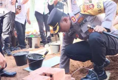 Sambut Hari Bhayakara ke-78, Polres Muba Lakukan Bedah Rumah Warga Kurang Mampu 