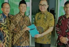 Lakukan Perekaman KTP Pemilih Pemula di Ponpes Sabilul Hasanah