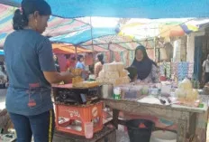 Roti Bakar, Laris Manis, Sehari Bisa Laku Puluhan Porsi 