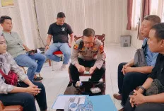 Datangi Polsek Sekayu, PWI Muba Laporkan, Pria Berseragam PWI Muba Bawa Kabur 4 Bungkus Rokok 