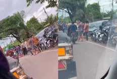 Astaga, Diduga Hindari Lubang, Dua Kendaraan Tabrakan hingga Macetkan Jalan   