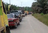 Truk Tangki Terjebak di Jalan Rusak A4, Keluang - Sungai Lilin Lumpuh Beberapa Jam