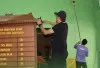  Wujudkan Pelayanan Prima, Kemenag Muba Gelar GEMAH ASRI Bersihkan Lingkungan Kantor