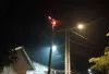 Kabel Induk Listrik Terbakar di Perumahan GBL Sekayu, Damkar Muba Bergerak Cepat Padamkan Api
